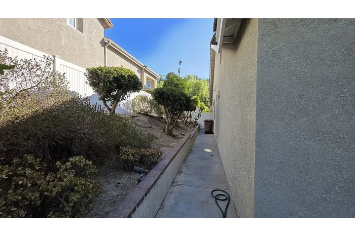 $1500 : Anaheim - 3 bed 2 Bath image 10