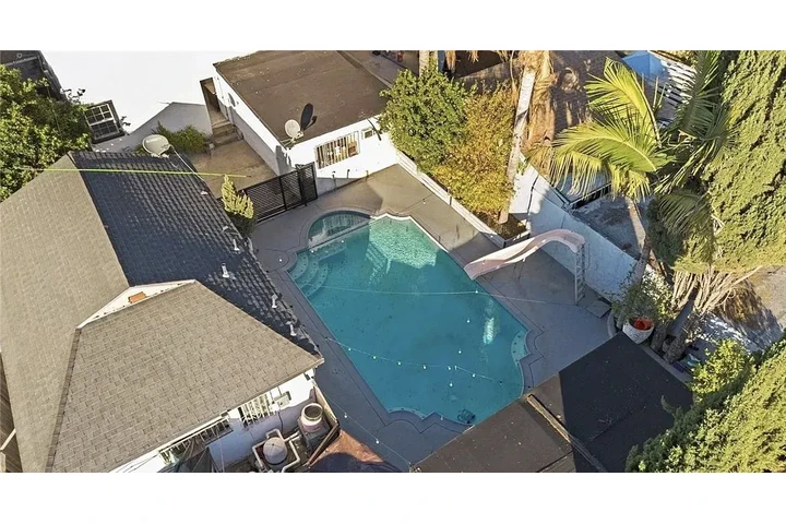 $5521 : Beautiful Amazing Pool Home image 5