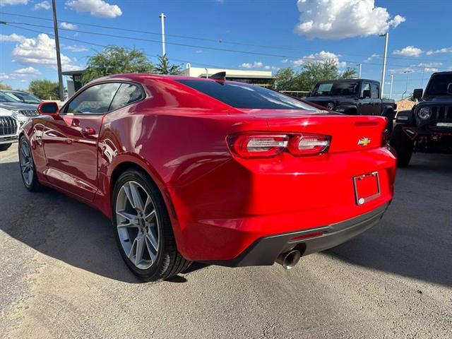 $29995 : Pre-Owned 2022 Camaro LT Coup image 8