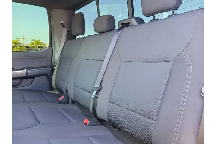 $39871 : Ford F-150 2023 4x4 XLT 4dr image 8