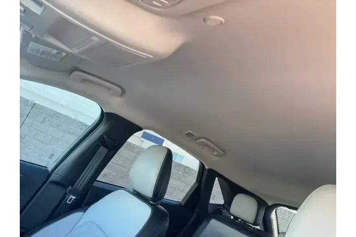 $29555 : Ford Escape 2023 AWD Platinu image 10