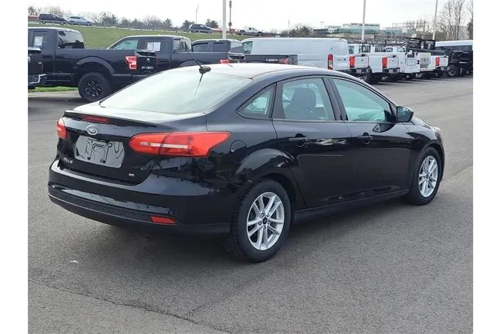 $2995 : Ford Focus 2018 SE 4dr Sedan image 5