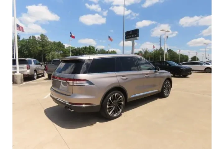 $38911 : Lincoln Aviator 2021 AWD Res image 9