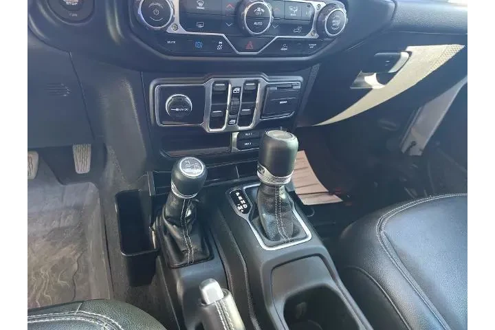 $28282 : Jeep Wrangler 2023 4x4 Sahar image 10