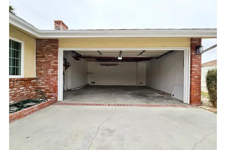 $2800 : 3BEDS 2BA HOUSE FOR RENT IN LA image 2