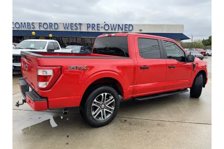 $28262 : Ford F-150 2021 4x2 XL 4dr S image 6