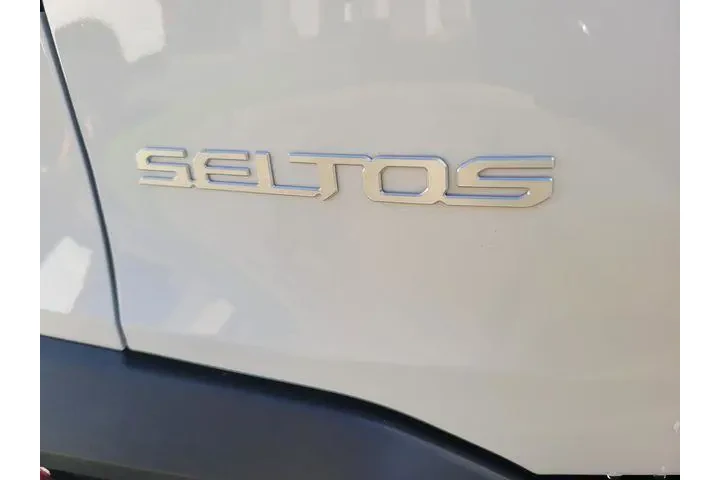 $22079 : Kia Seltos 2024 S 4dr SUV image 7