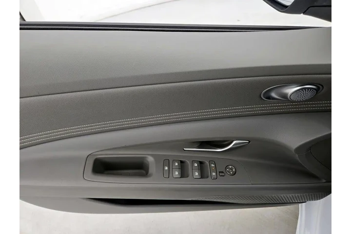 $22998 : Hyundai ELANTRA 2025 SEL Con image 4