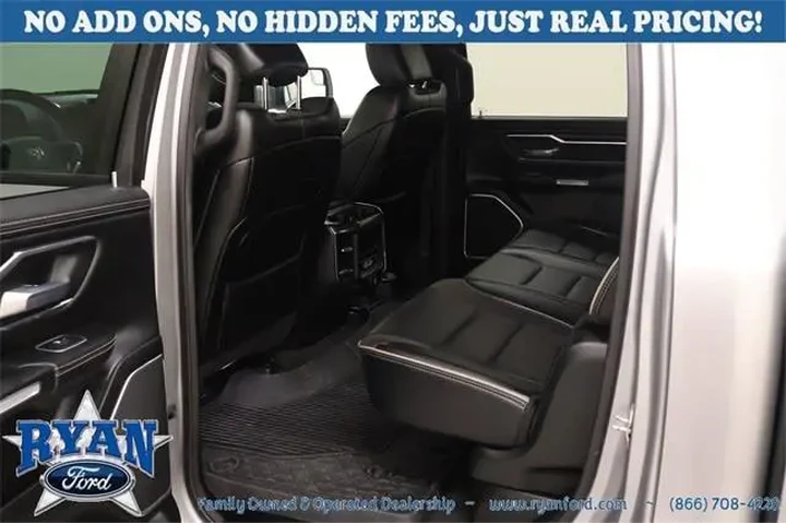 Ram 1500 2024 4x4 Laramie 4d image 10