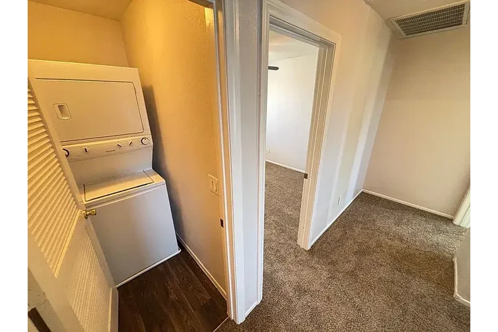 $1940 : This spacious home features la image 8