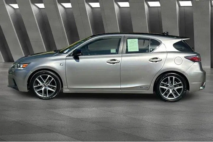 $18900 : Lexus CT 200h 2017 4dr Hatch image 8