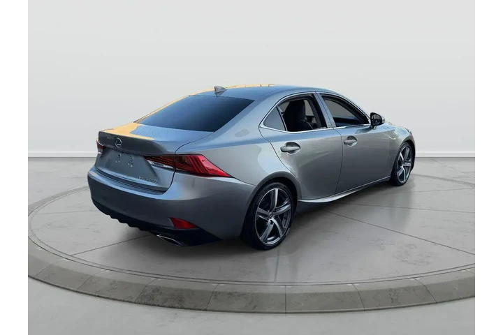 $21946 : Lexus IS 300 2018 AWD 4dr Se image 6