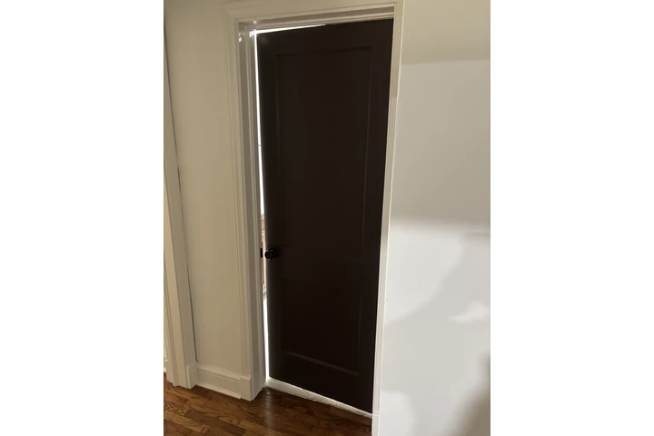 $900 : SE RENTA CUARTO EN UNA CASA image 2