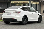 $29683 : Tesla Model Y 2022 AWD Long thumbnail
