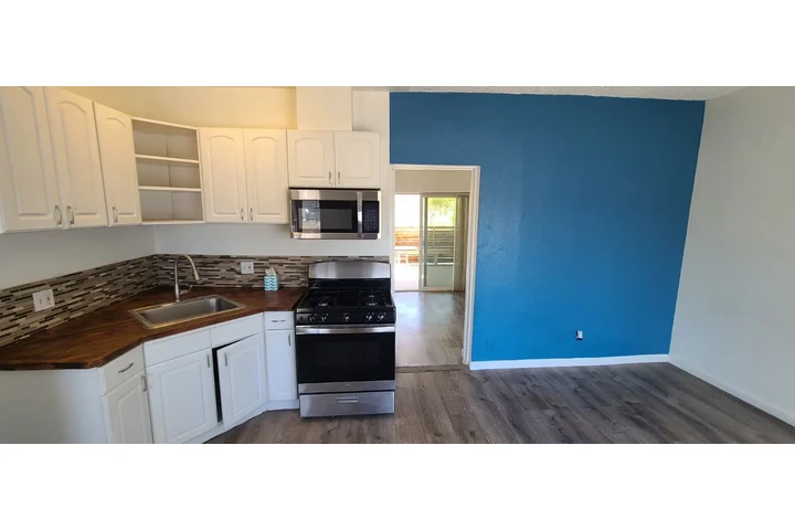 $1500 : Apartmento Desert Hot Springs image 3
