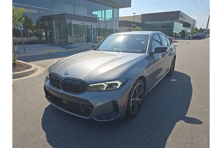 $33587 : BMW 3 Series 2023 AWD 330i x image 1
