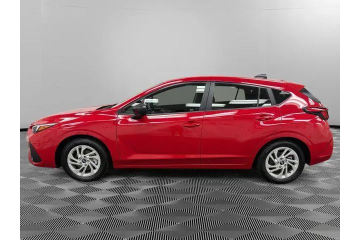 $22788 : Subaru Impreza 2025 AWD Base image 2