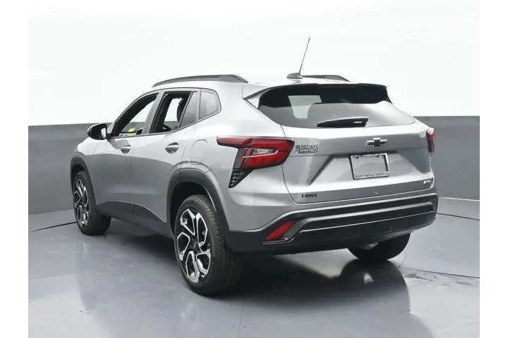 $23588 : Chevrolet Trax 2025 RS 4dr C image 4