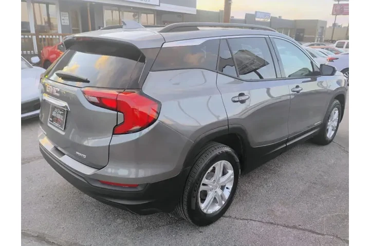 $15420 : 2020 GMC Terrain SLE image 9
