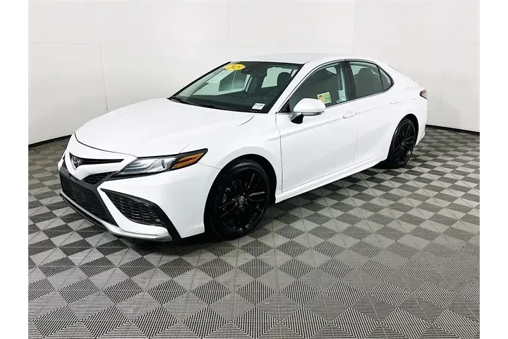 $26900 : Toyota Camry 2023 XSE 4dr Se image 3