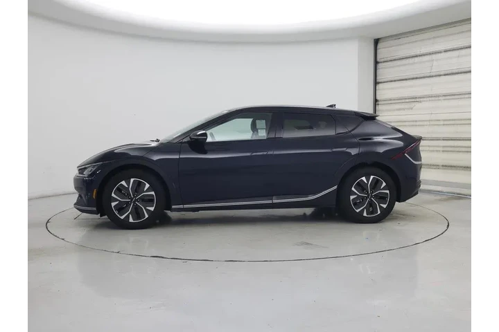 $25998 : Kia EV6 2023 Light 4dr Cross image 3