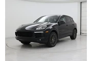 $29998 : Porsche Cayenne 2017 AWD Pla thumbnail