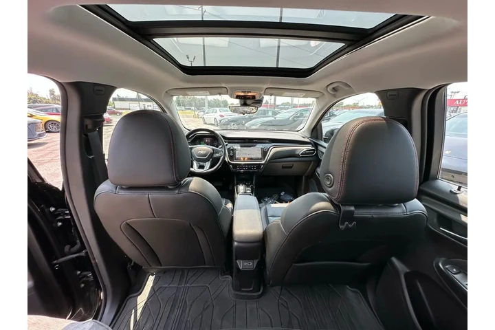 2023 CHEVROLET BOLT EUV PREMI image 2