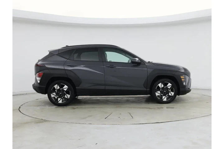 $22998 : Hyundai KONA 2025 SEL 4dr Cr image 7