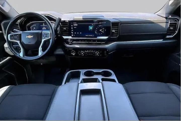 $39145 : Chevrolet Silverado 1500 202 image 1