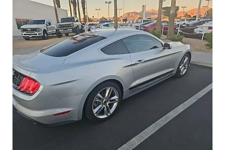 $17760 : Ford Mustang 2019 EcoBoost P image 2