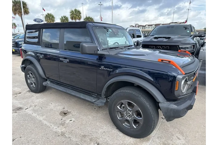 $35991 : Ford Bronco 2021 4x4 Base 4d image 3