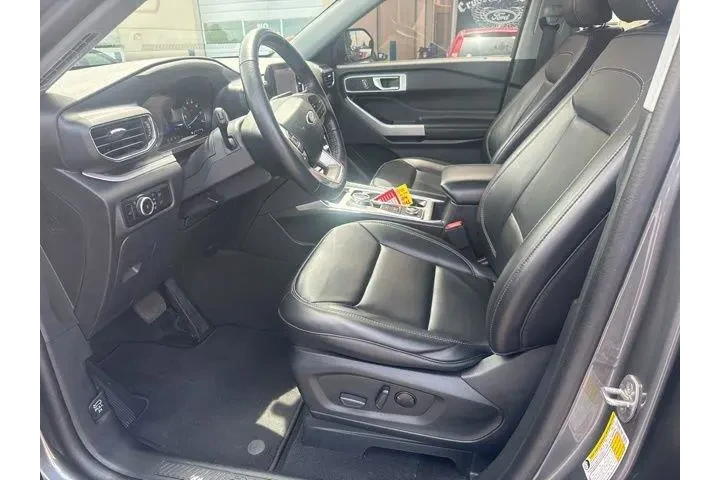 $28000 : Ford Explorer 2023 AWD XLT 4 image 10