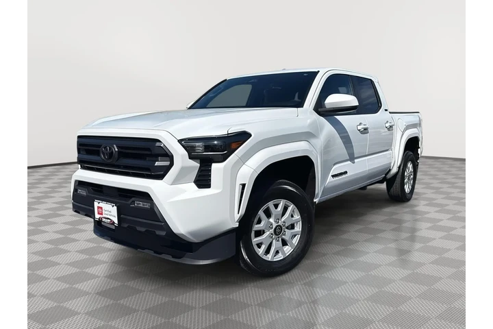 $40000 : Gold Certified 2024 Tacoma SR5 image 1