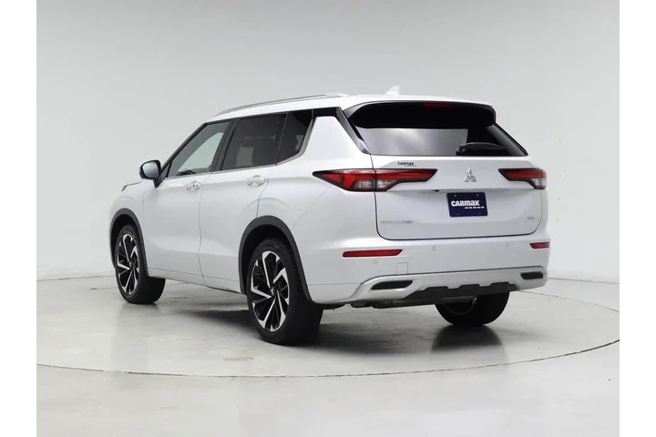 $28998 : Mitsubishi Outlander 2022 SE image 2