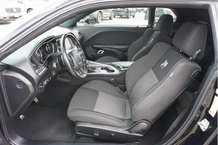 $37888 : Dodge Challenger 2021 R/T Sc image 7