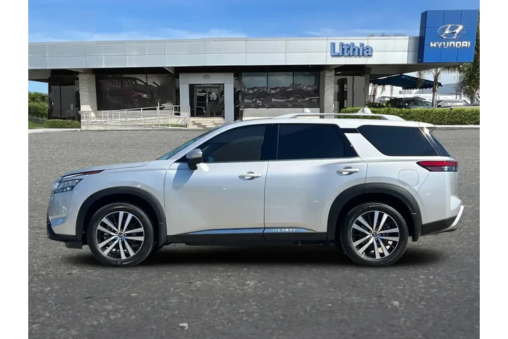 $32999 : Nissan Pathfinder 2023 Plati image 4