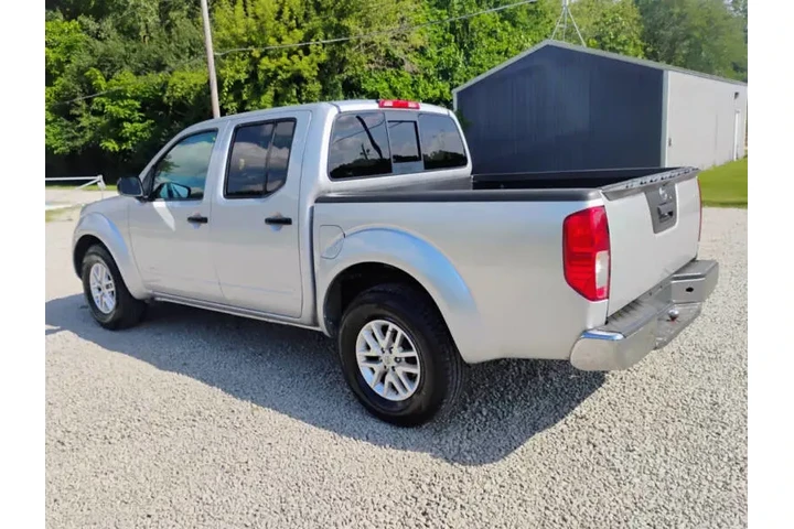 $13997 : 2017 Frontier S image 5