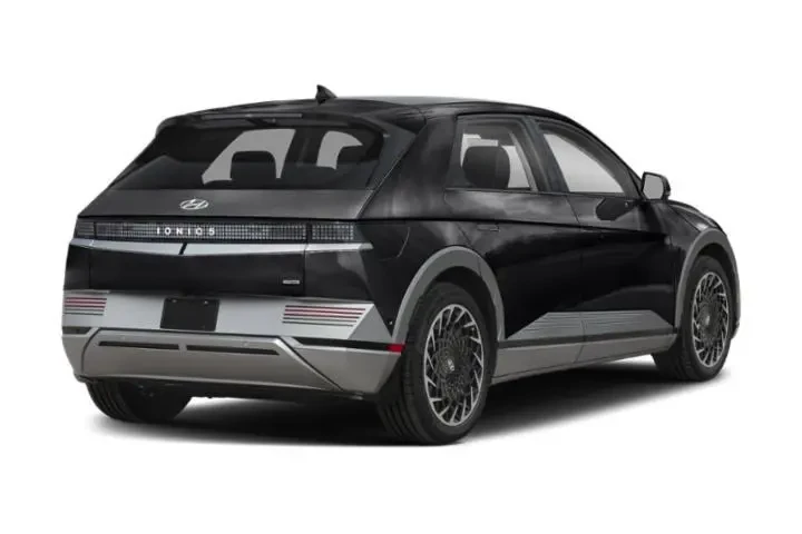 $21900 : Hyundai IONIQ 5 2022 AWD Lim image 3