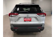 $26330 : Toyota RAV4 2019 AWD XLE 4dr thumbnail