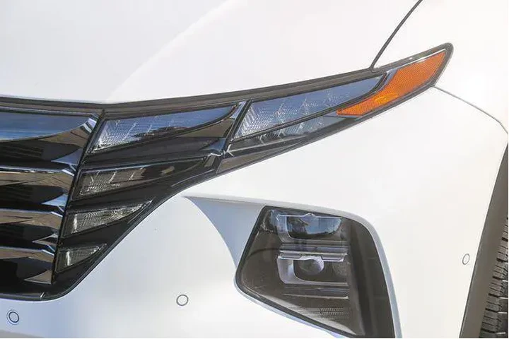 $27991 : Hyundai TUCSON 2023 AWD Limi image 8