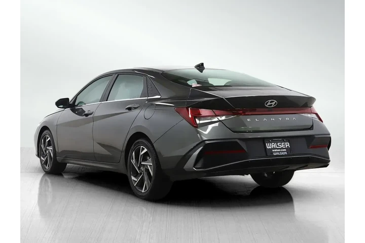 $20998 : Hyundai ELANTRA 2024 SEL 4dr image 3