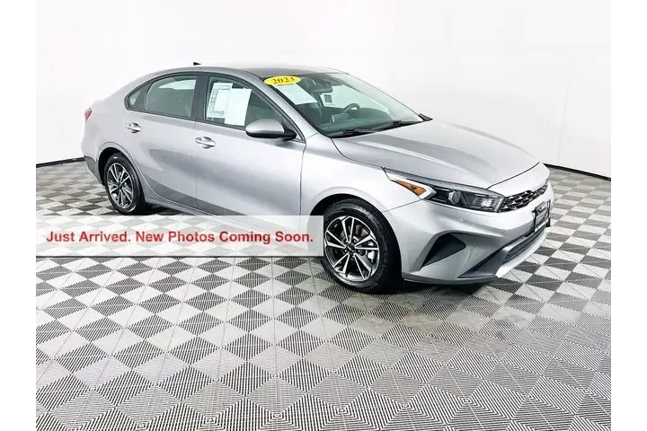 $18999 : Kia Forte 2023 LXS 4dr Sedan image 1