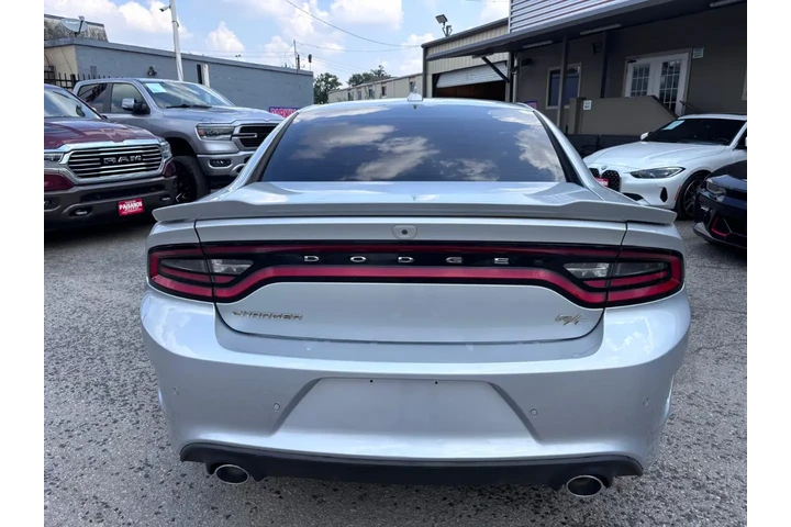 2021 Charger R/T RWD image 5
