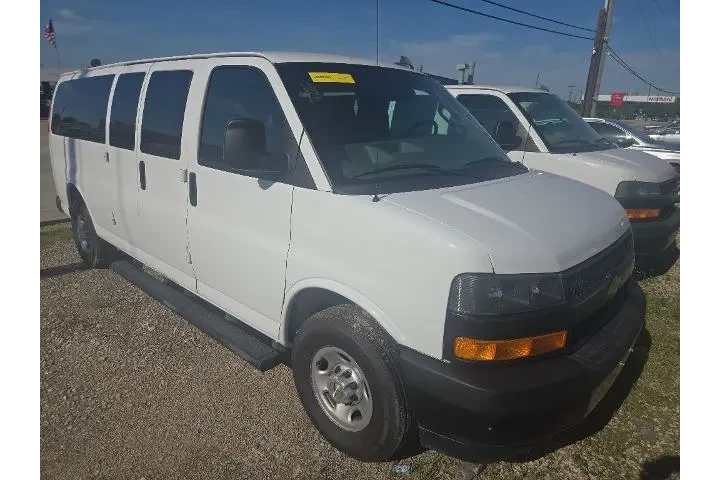 $35189 : Chevrolet Express 2023 LS 35 image 4