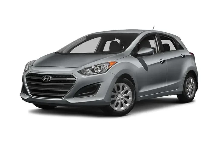 $11988 : Hyundai ELANTRA GT 2016 4dr image 1