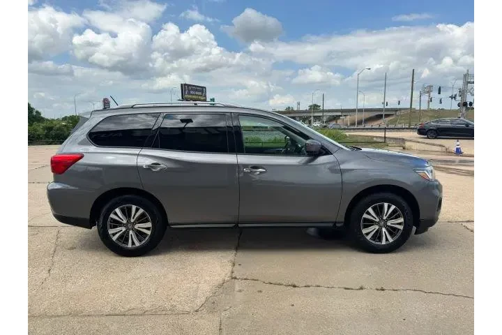 $7900 : Nissan Pathfinder 2017 4x4 S image 6