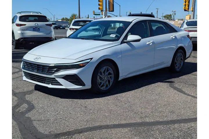 $19999 : Hyundai ELANTRA 2024 SEL 4dr image 5