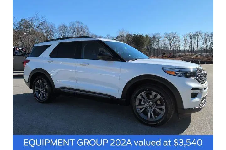 $30962 : Ford Explorer 2023 XLT 4dr S image 3