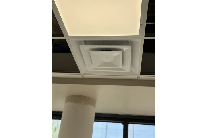 Air conditioning repair image 9