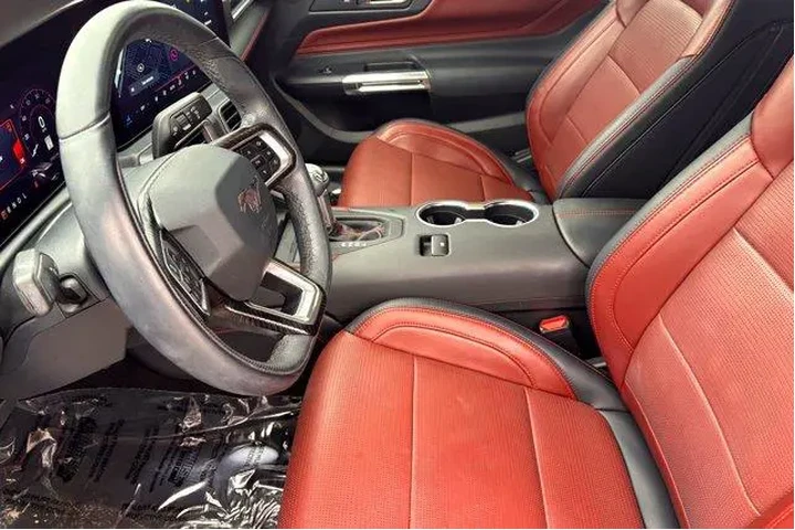 $32977 : Ford Mustang 2024 EcoBoost P image 10